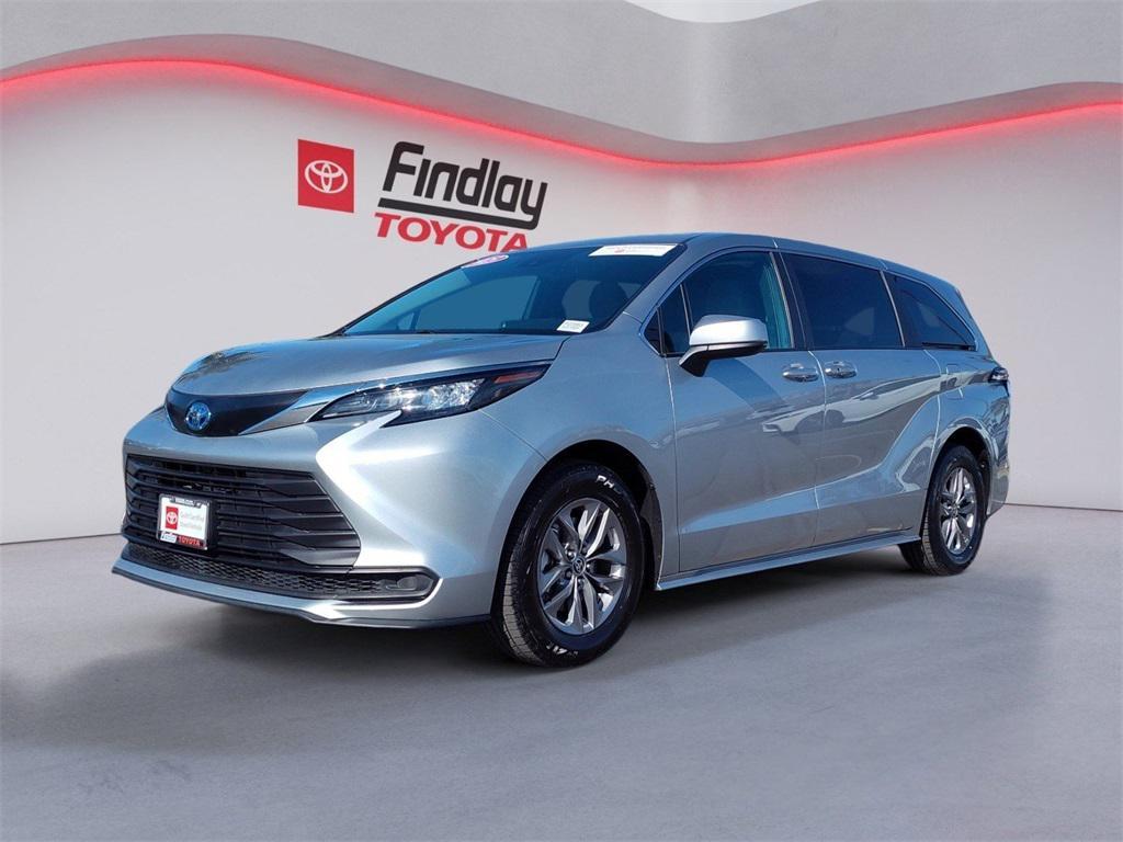 used 2025 Toyota Sienna car, priced at $41,988