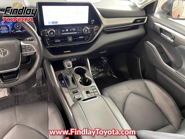used 2024 Toyota Highlander car, priced at $41,688
