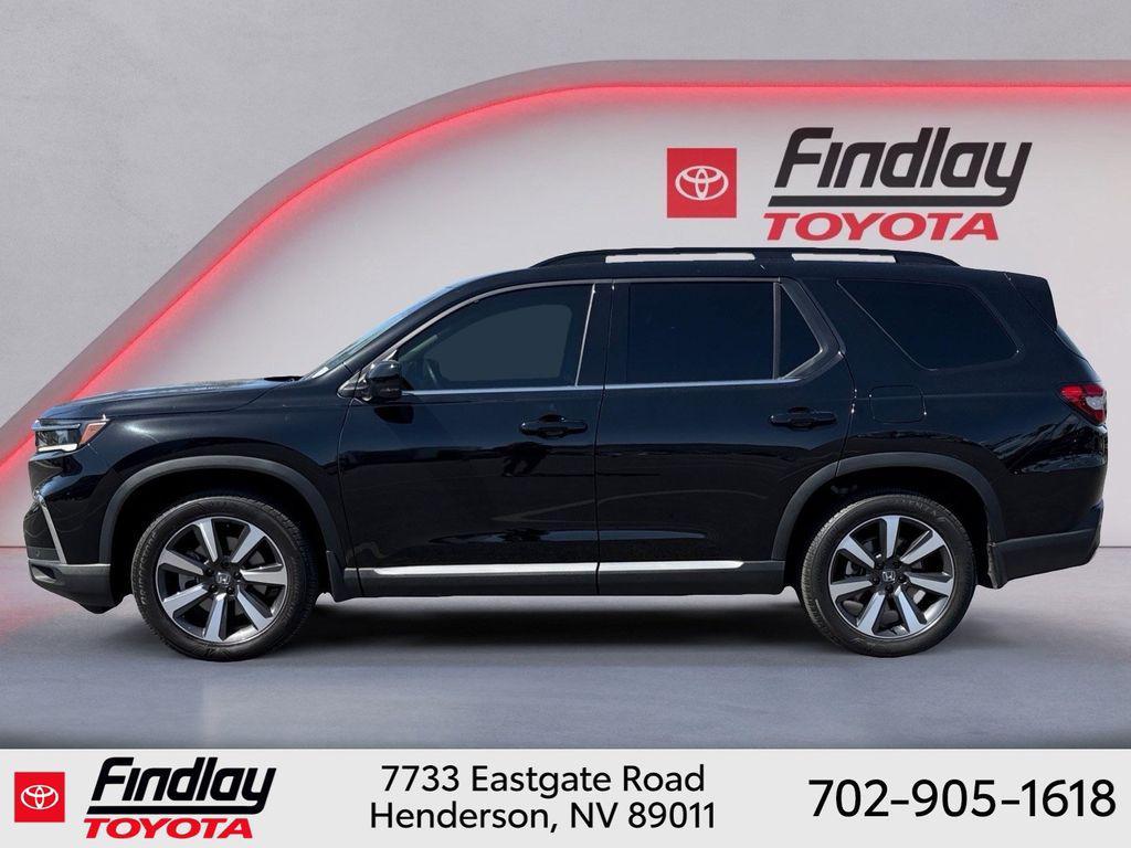 used 2025 Honda Pilot car, priced at $47,197