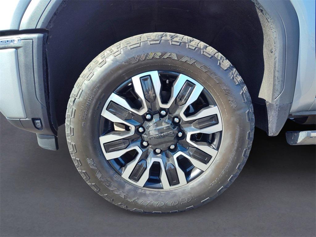used 2024 GMC Sierra 2500 car, priced at $77,988