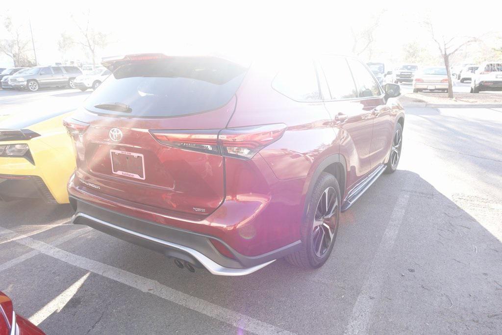 used 2021 Toyota Highlander car, priced at $23,988
