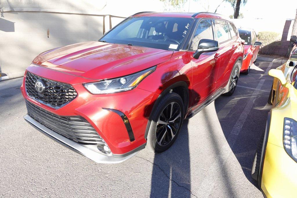 used 2021 Toyota Highlander car, priced at $23,988