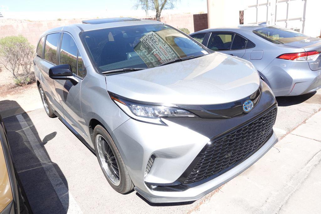 used 2021 Toyota Sienna car, priced at $39,487