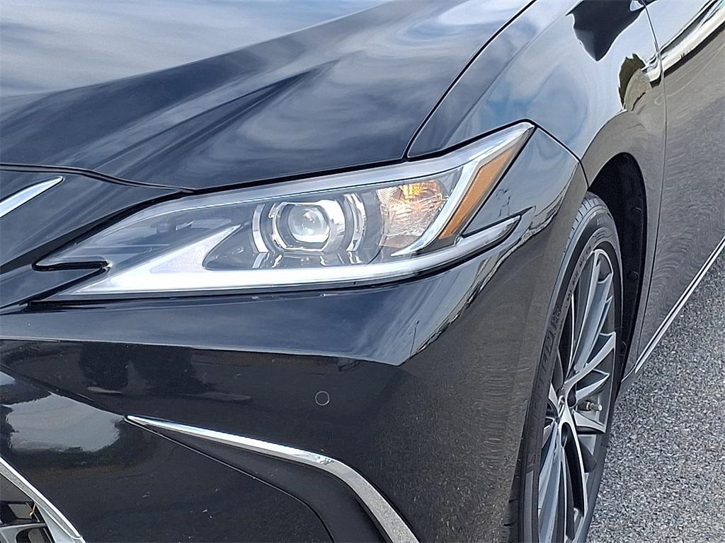 used 2023 Lexus ES 350 car, priced at $35,500