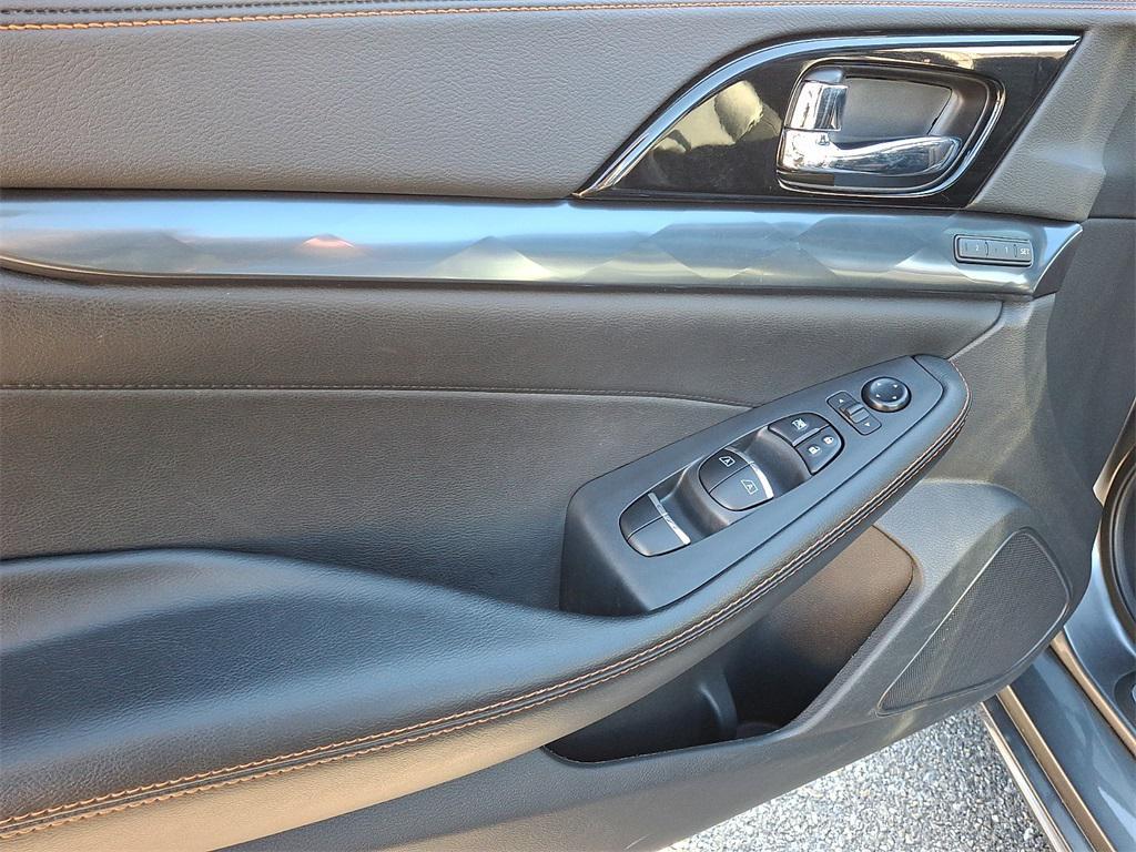 used 2022 Nissan Maxima car, priced at $29,800