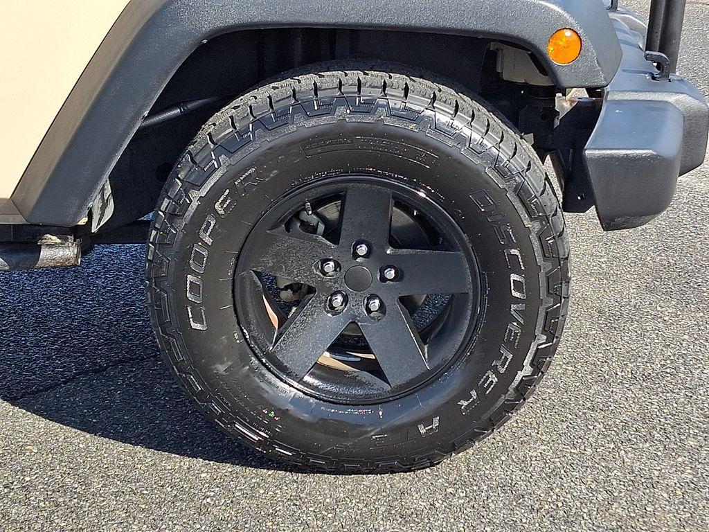 used 2016 Jeep Wrangler Unlimited car, priced at $18,400