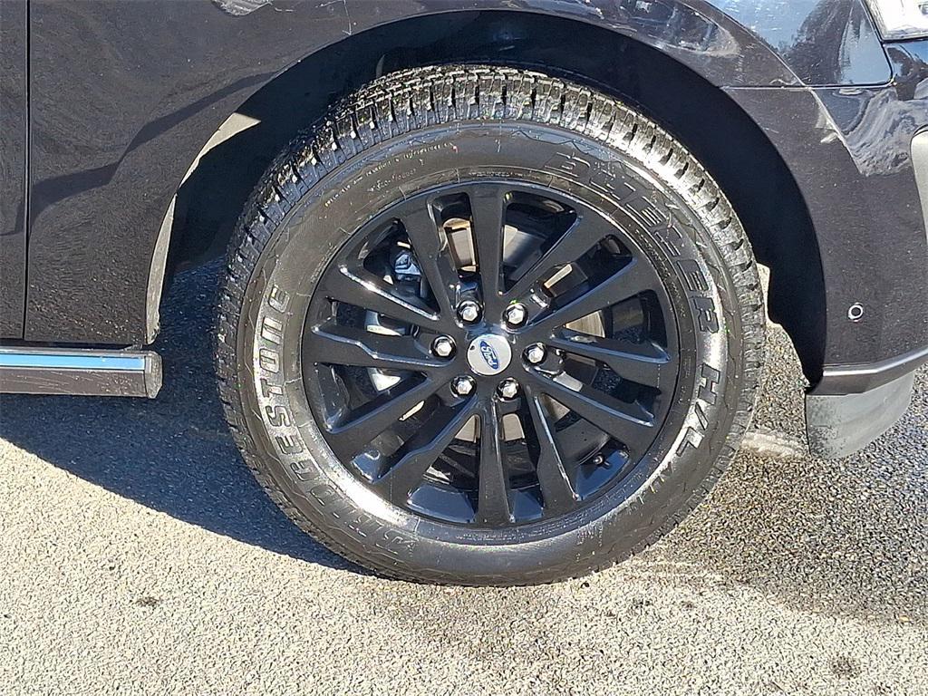 used 2019 Ford Expedition car, priced at $28,000