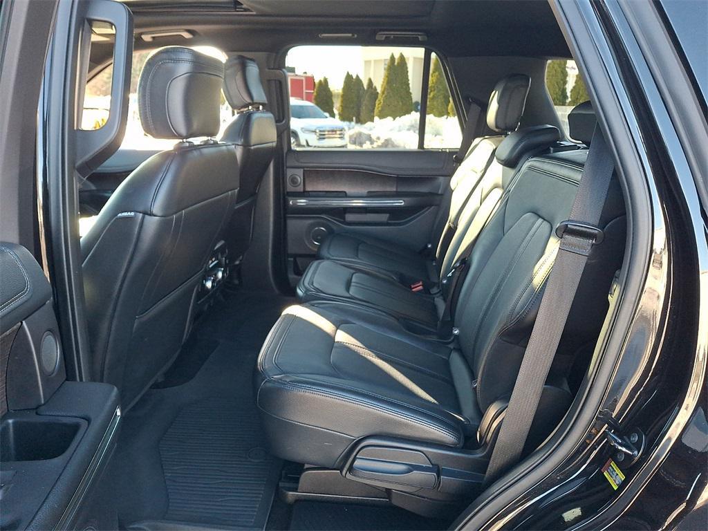 used 2019 Ford Expedition car, priced at $28,000
