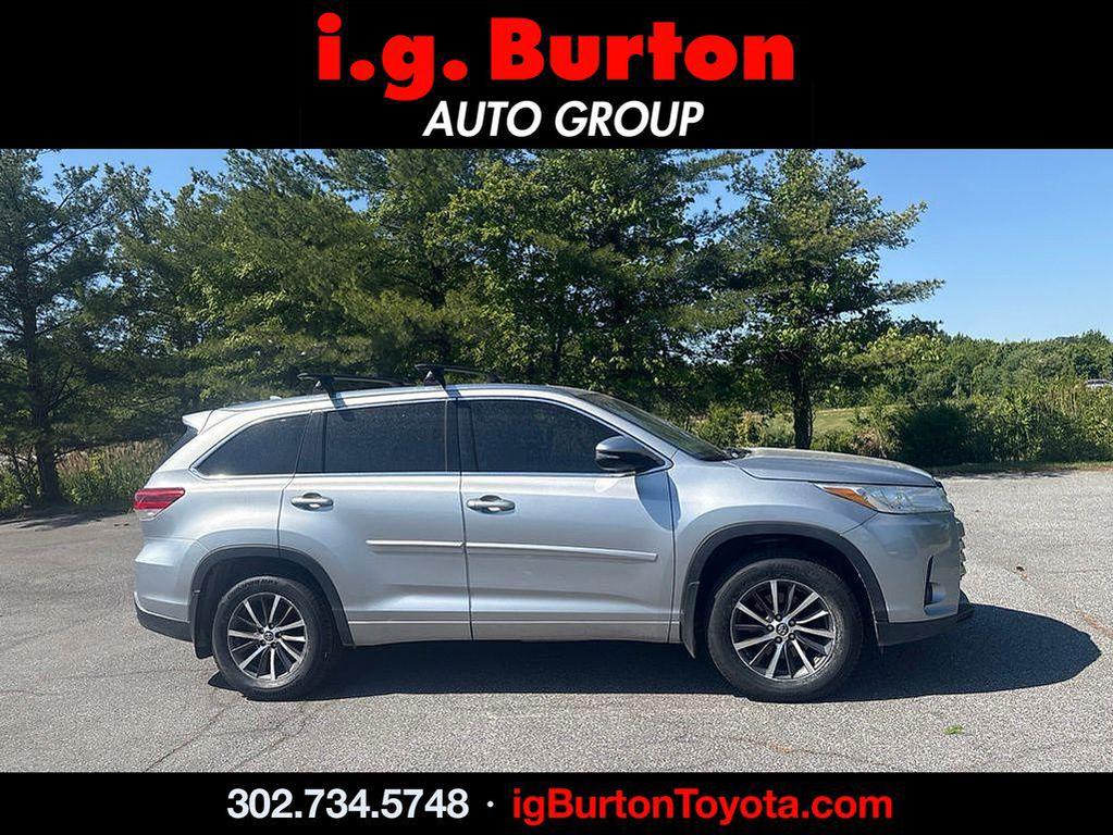 used 2017 Toyota Highlander car, priced at $21,799