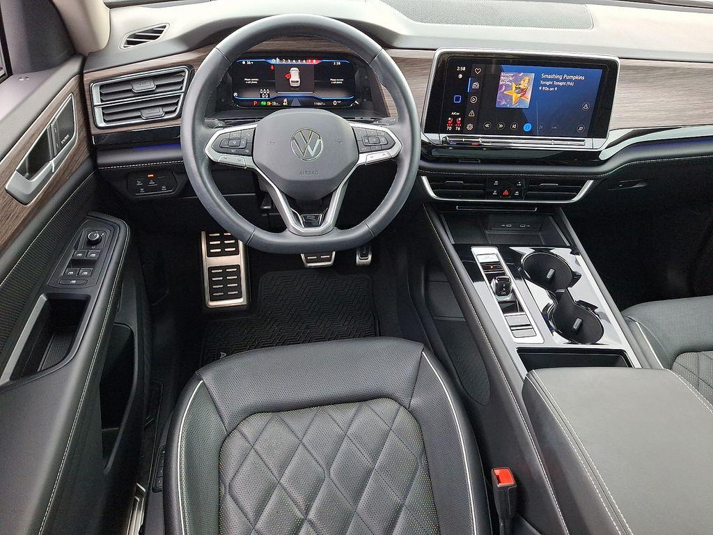 used 2024 Volkswagen Atlas car, priced at $39,400