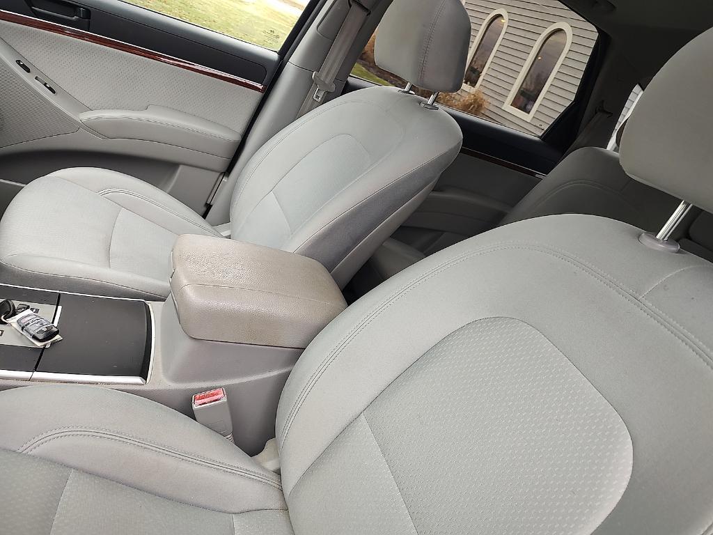 used 2008 Hyundai Veracruz car, priced at $4,045