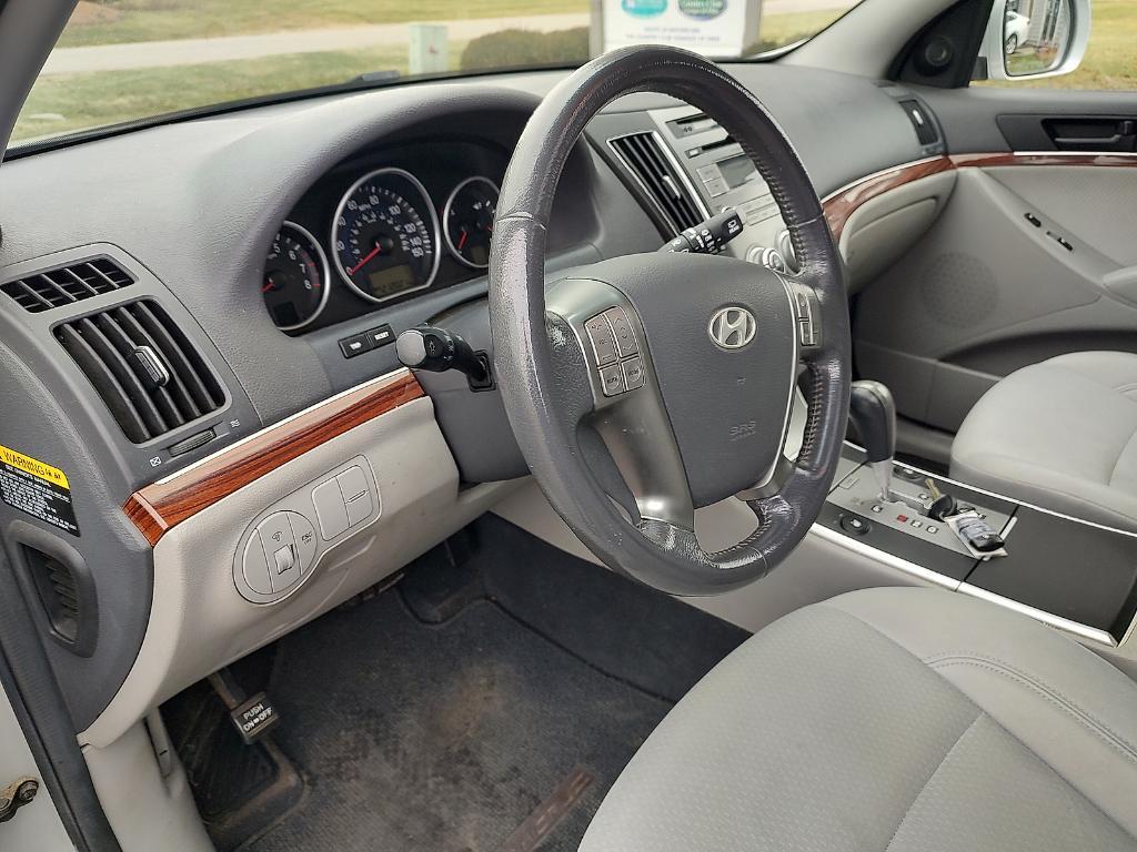 used 2008 Hyundai Veracruz car, priced at $4,045