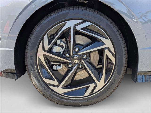 new 2025 Hyundai Sonata car, priced at $30,717