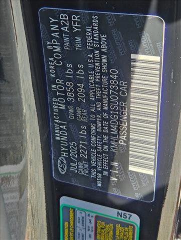 new 2025 Hyundai Elantra car, priced at $23,051