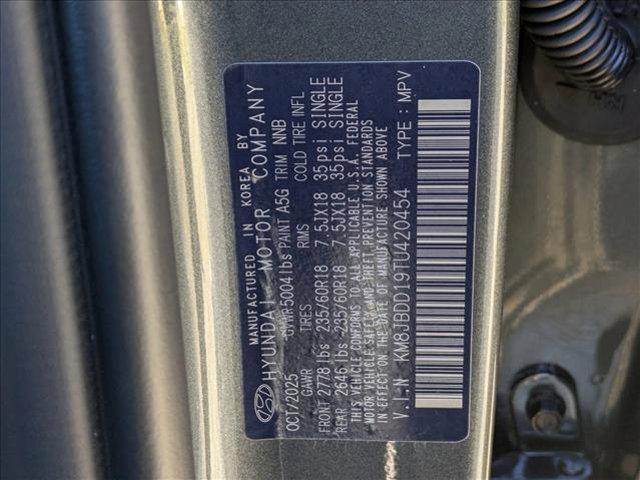 new 2026 Hyundai TUCSON Hybrid car, priced at $35,975