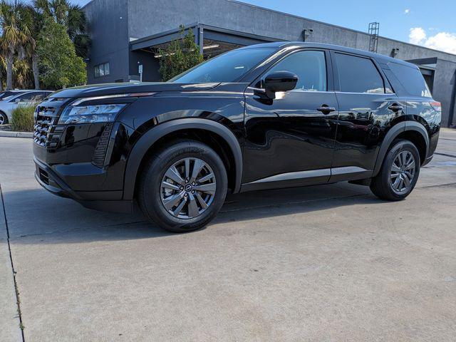 new 2026 Nissan Pathfinder car, priced at $36,205