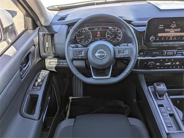 new 2025 Nissan Pathfinder car, priced at $35,915