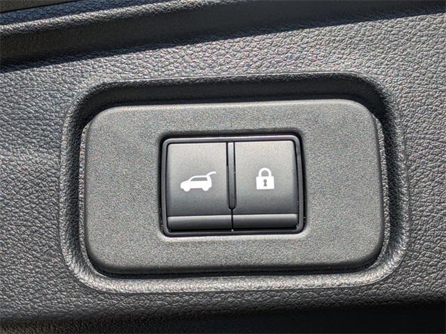 new 2025 Nissan Pathfinder car, priced at $33,931