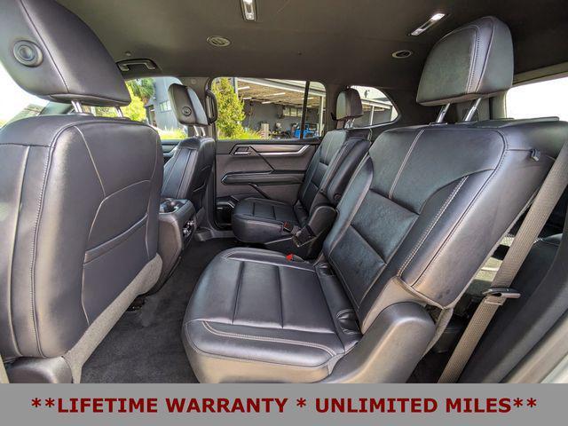 used 2024 GMC Acadia car, priced at $31,995