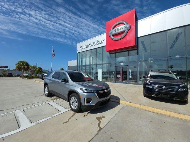 used 2023 Chevrolet Traverse car, priced at $26,078