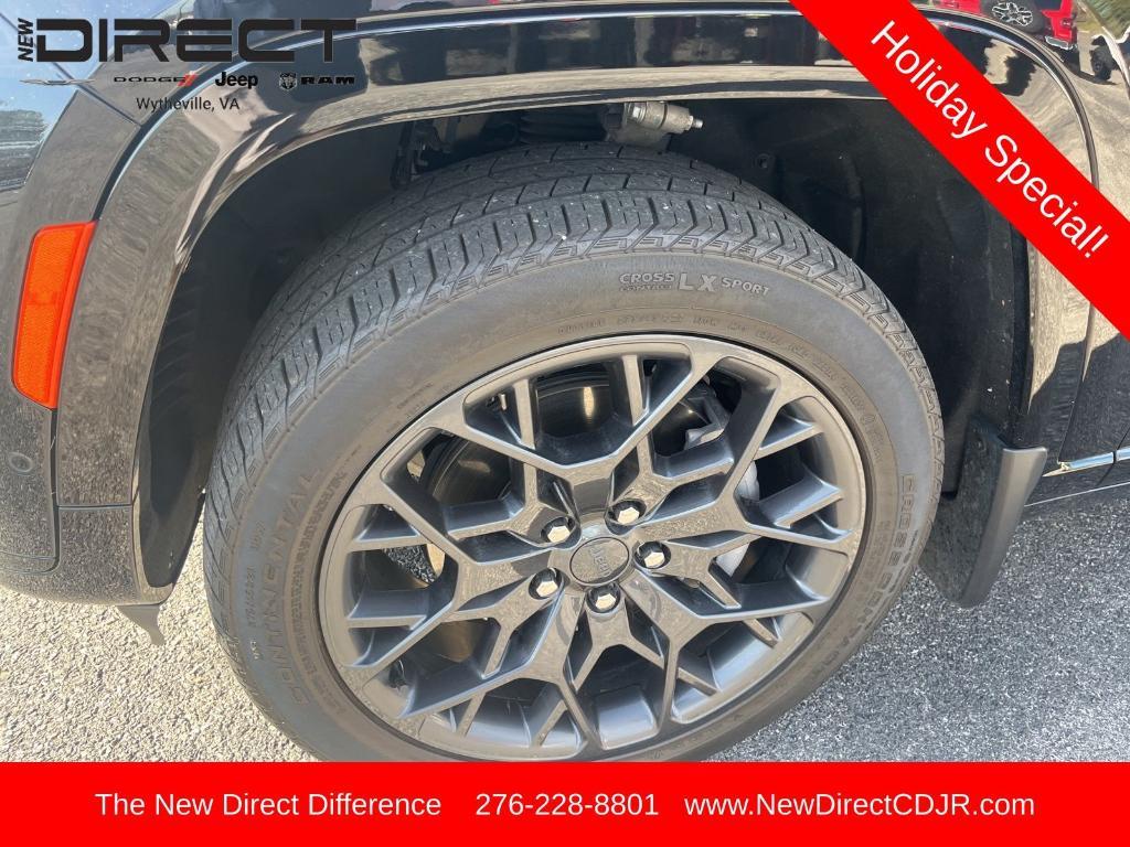 used 2024 Jeep Grand Cherokee L car, priced at $46,912