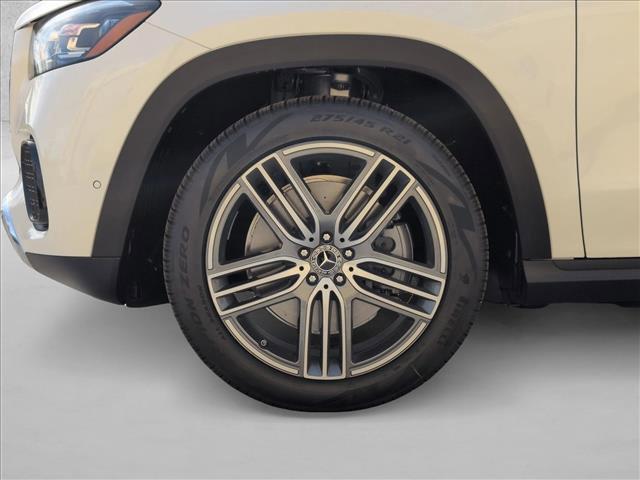 new 2026 Mercedes-Benz GLS 450 car, priced at $92,430