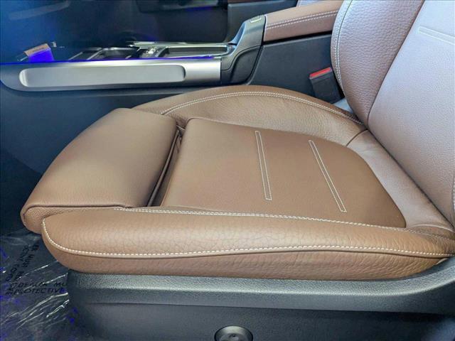 new 2025 Mercedes-Benz GLB 250 car, priced at $51,735