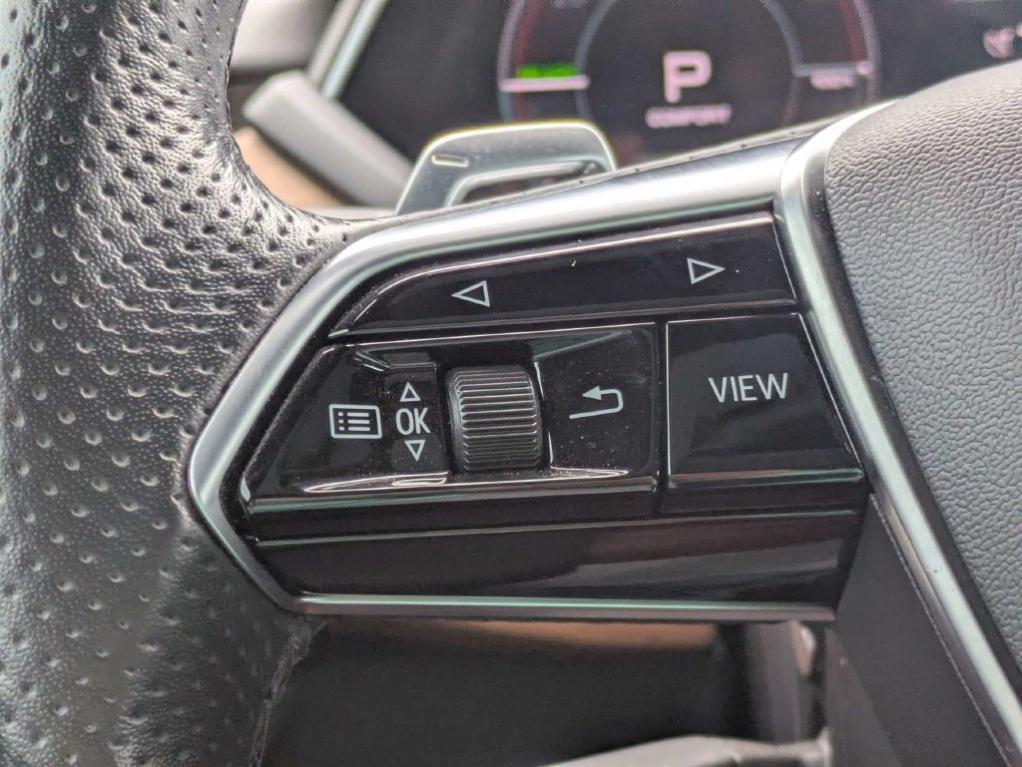 Audi e-tron GT view 31