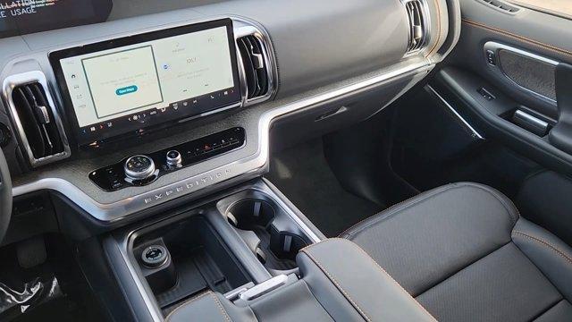 new 2026 Ford Expedition car, priced at $82,274