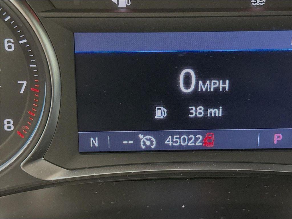 used 2023 Chevrolet Traverse car, priced at $29,900