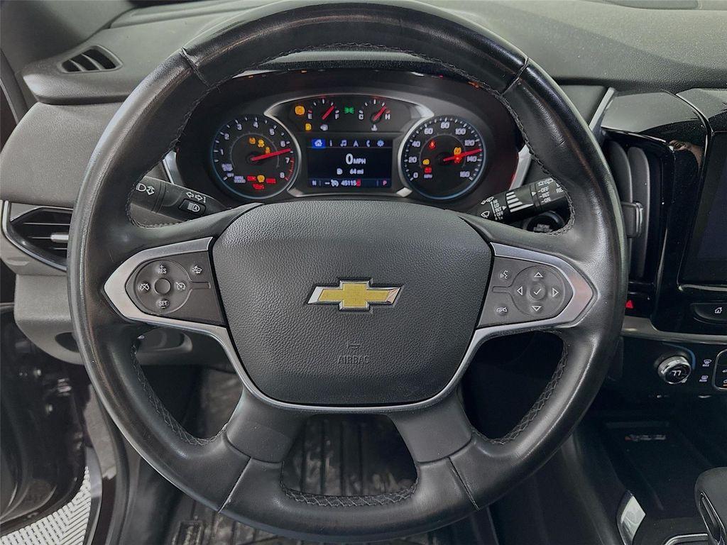 used 2023 Chevrolet Traverse car, priced at $29,249