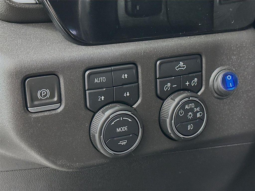 used 2022 Chevrolet Silverado 1500 car, priced at $26,400