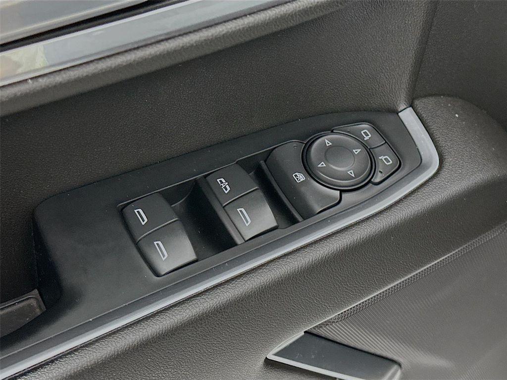 used 2022 Chevrolet Silverado 1500 car, priced at $26,400