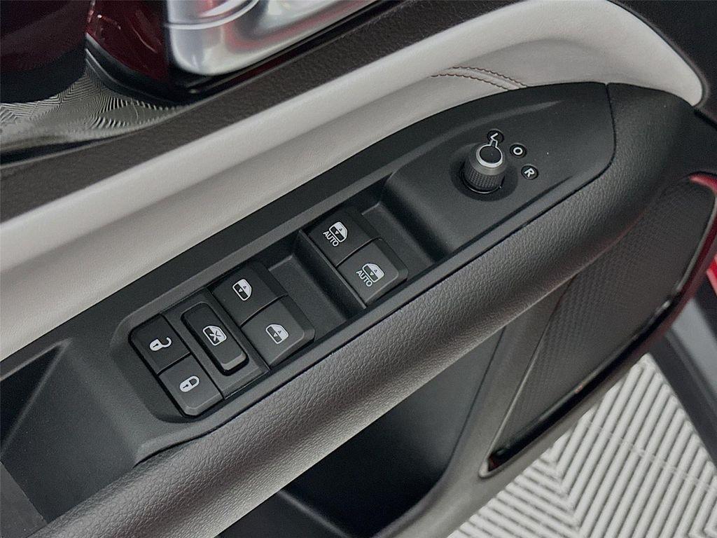 used 2025 Jeep Compass car, priced at $26,900