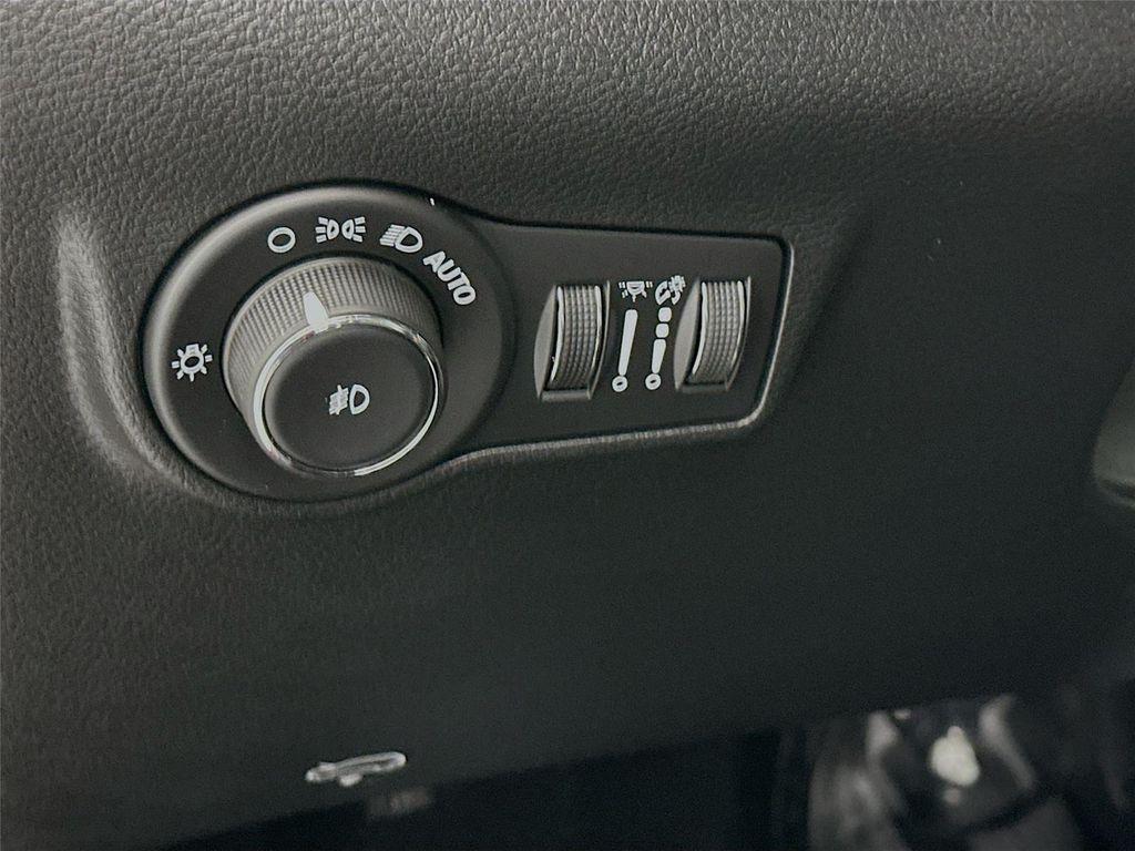 used 2025 Jeep Compass car, priced at $26,900