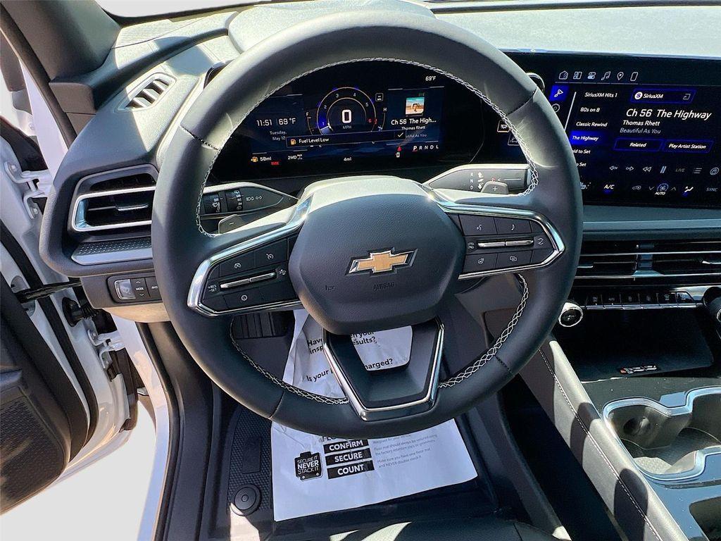 new 2026 Chevrolet Traverse car, priced at $44,722