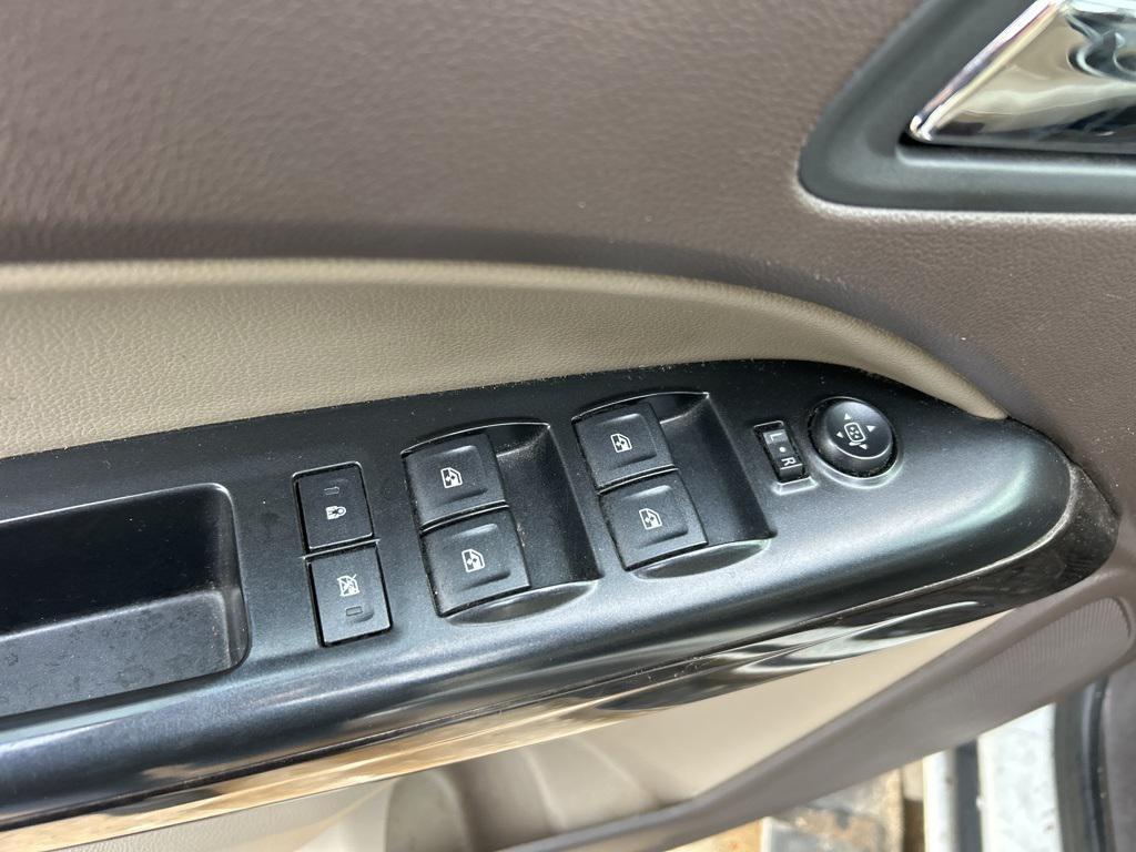 used 2015 GMC Canyon car, priced at $19,500