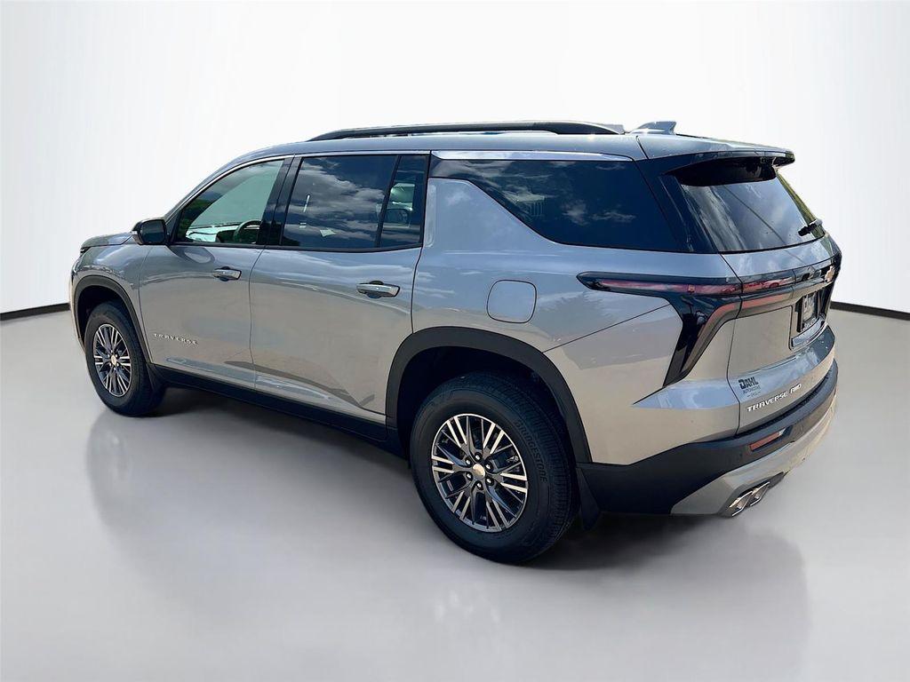 new 2026 Chevrolet Traverse car, priced at $43,697