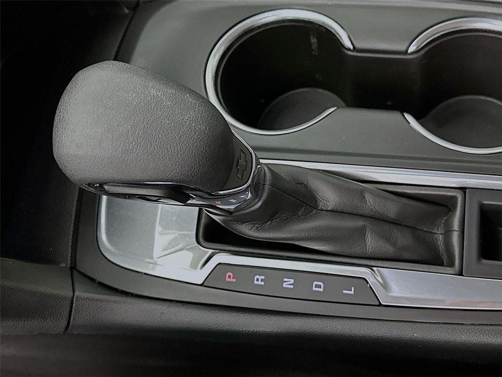 used 2024 Chevrolet Equinox car, priced at $19,900