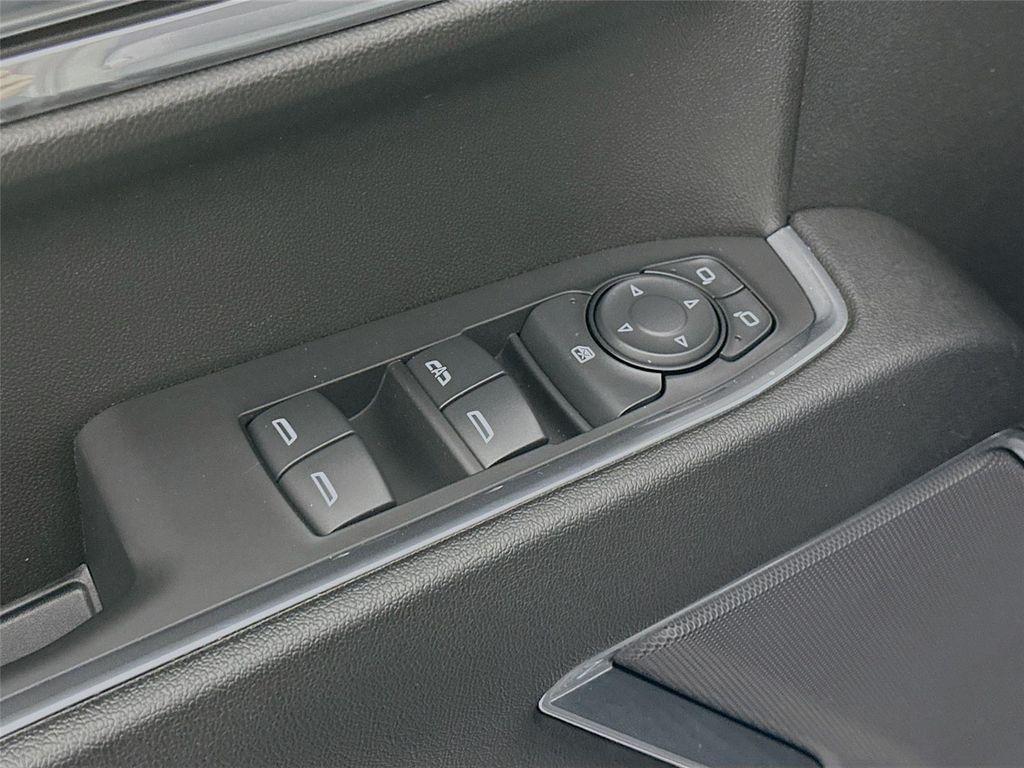 used 2023 Chevrolet Silverado 1500 car, priced at $29,900