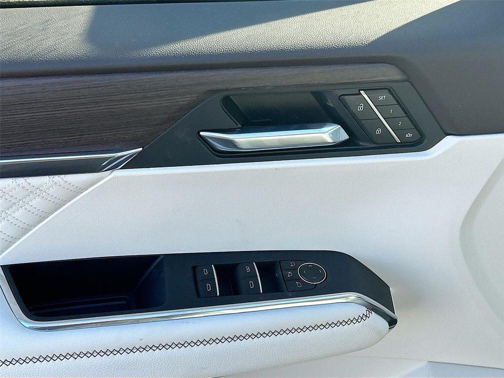 new 2026 GMC Acadia car, priced at $60,900