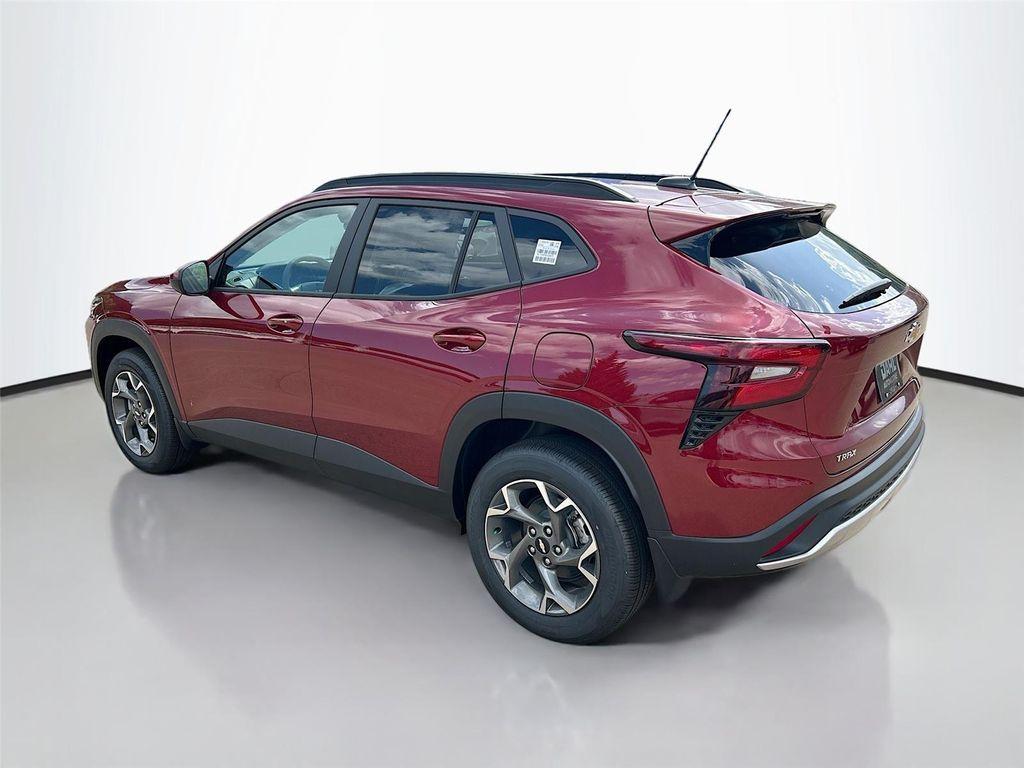 new 2025 Chevrolet Trax car, priced at $23,200