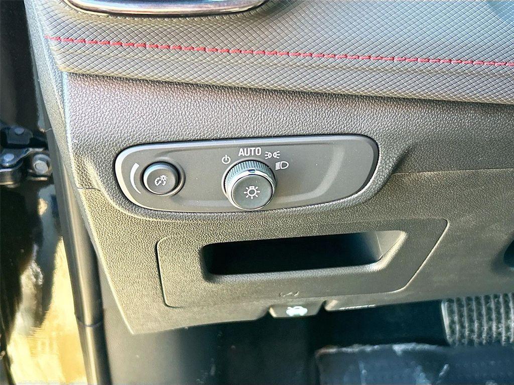 new 2026 Chevrolet TrailBlazer car, priced at $31,325