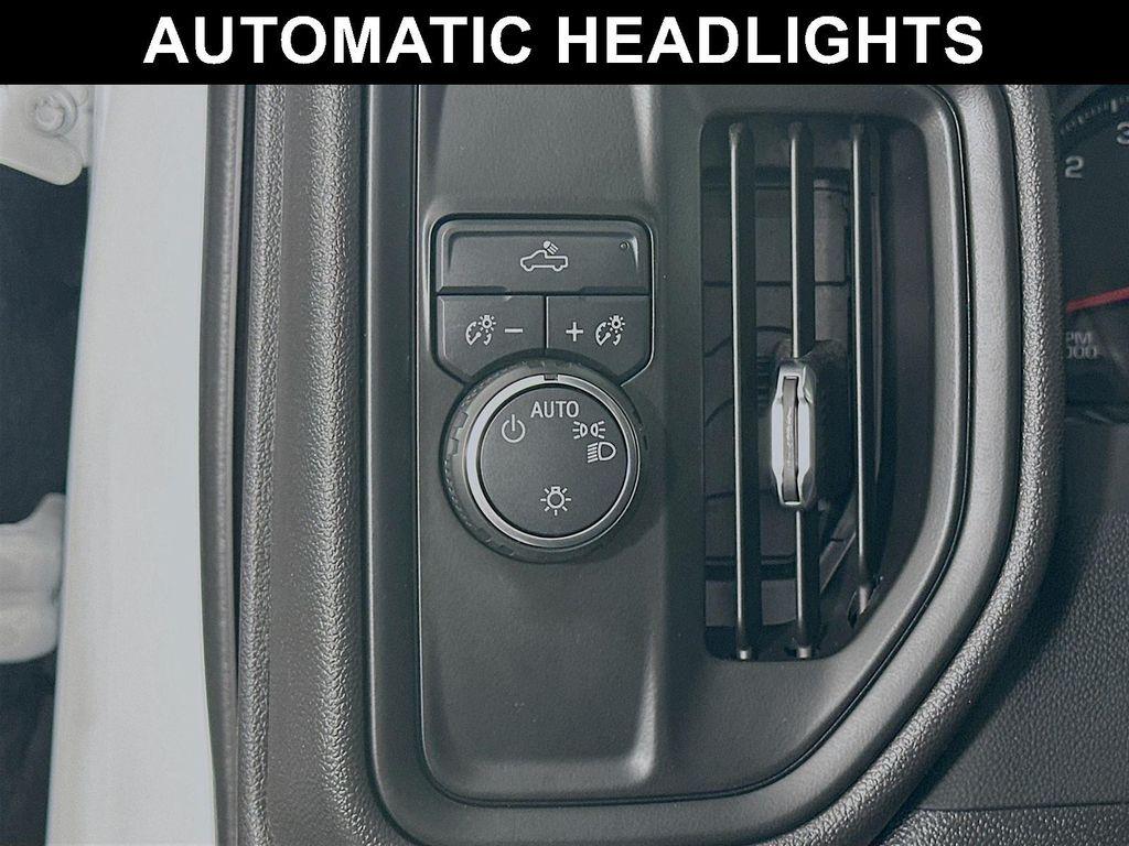 used 2024 Chevrolet Silverado 1500 car, priced at $25,400