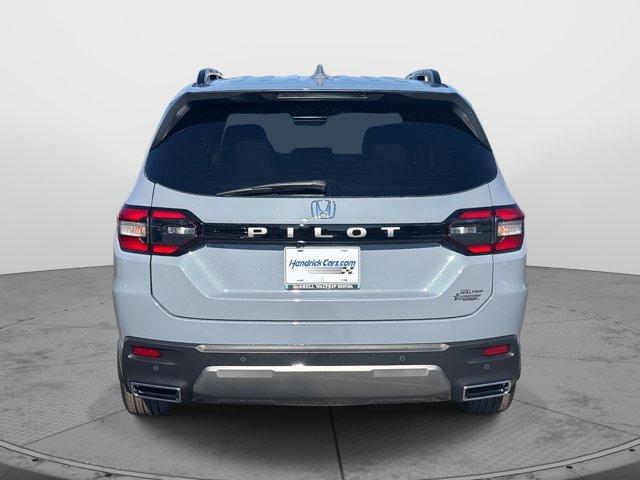 new 2026 Honda Pilot car, priced at $44,658