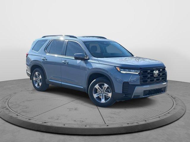 new 2026 Honda Pilot car, priced at $44,658