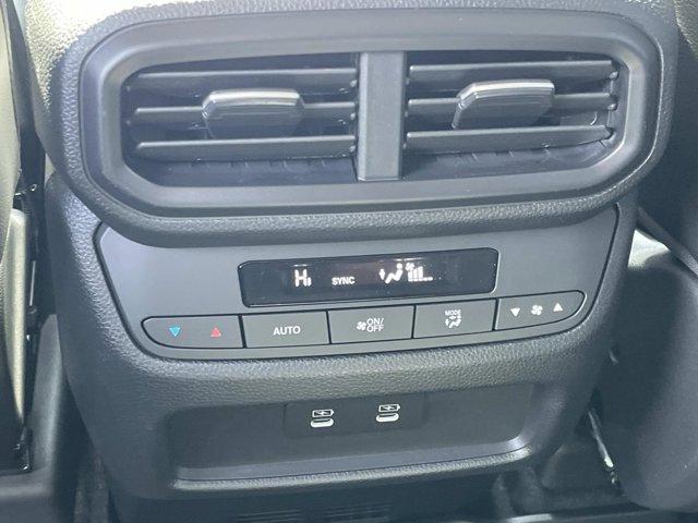 new 2026 Honda Pilot car, priced at $44,231