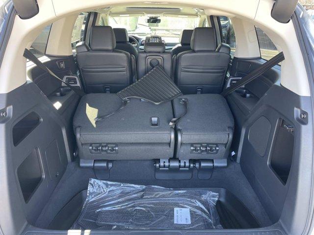 new 2026 Honda Odyssey car, priced at $42,637