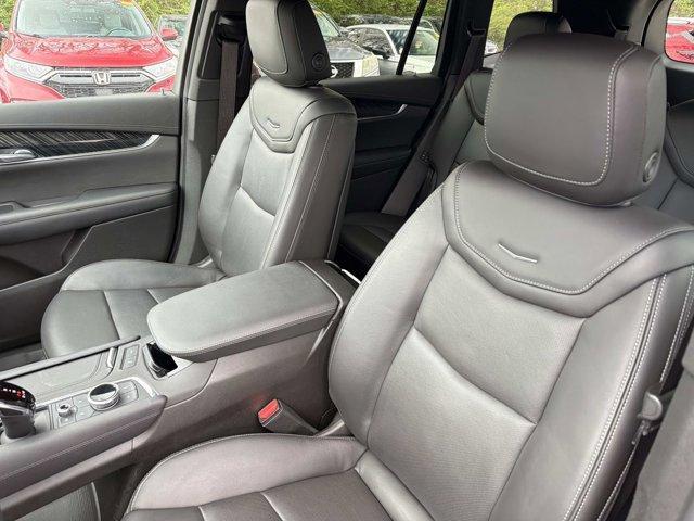 used 2023 Cadillac XT6 car, priced at $40,354