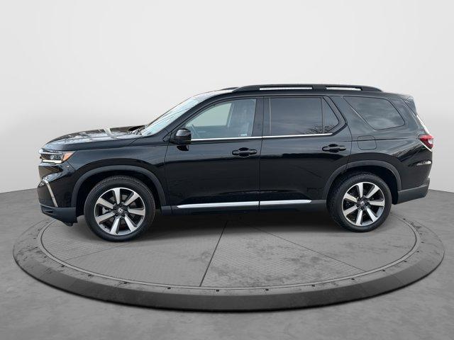 used 2023 Honda Pilot car, priced at $43,991
